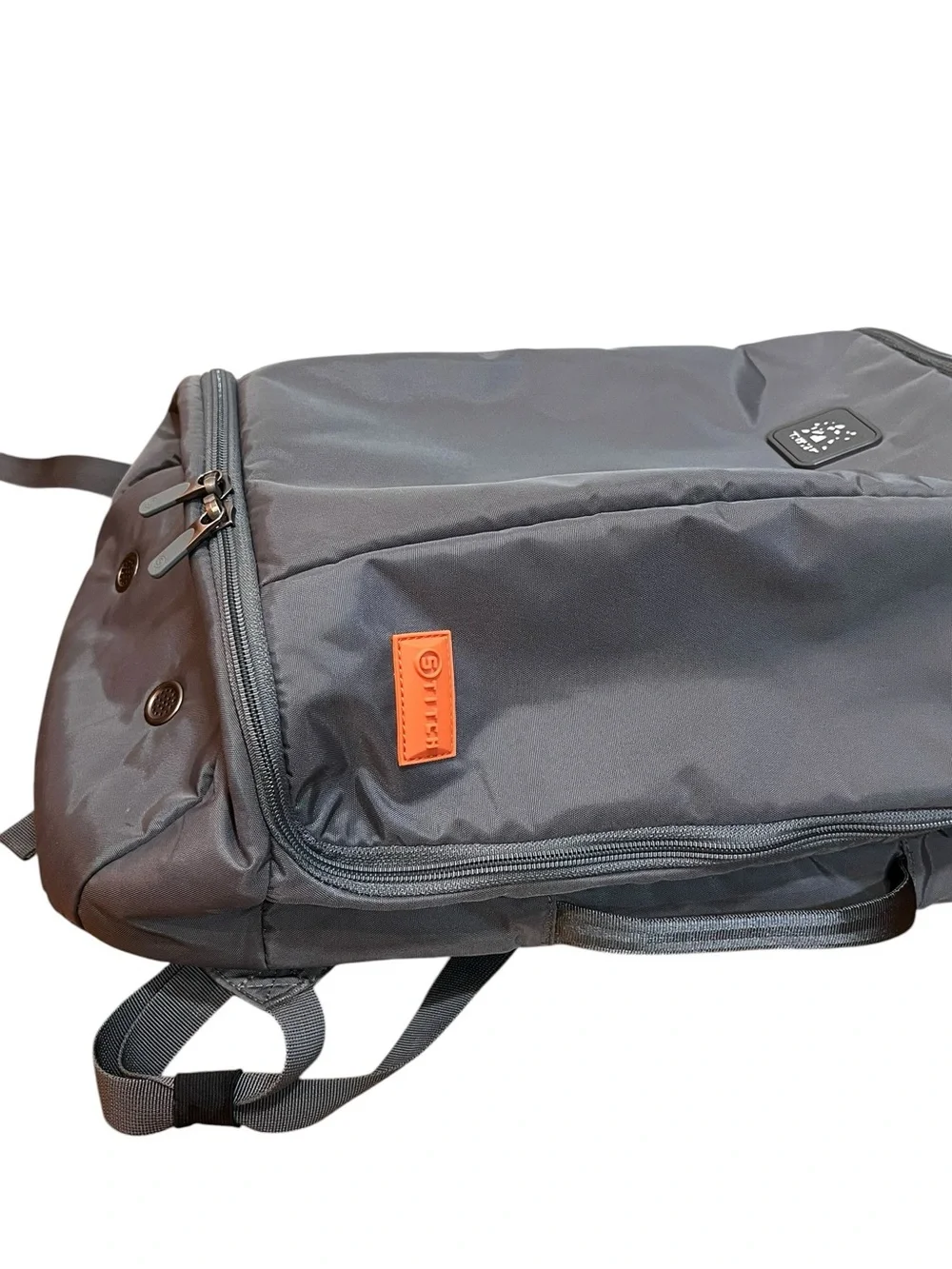 Stitch gray golf